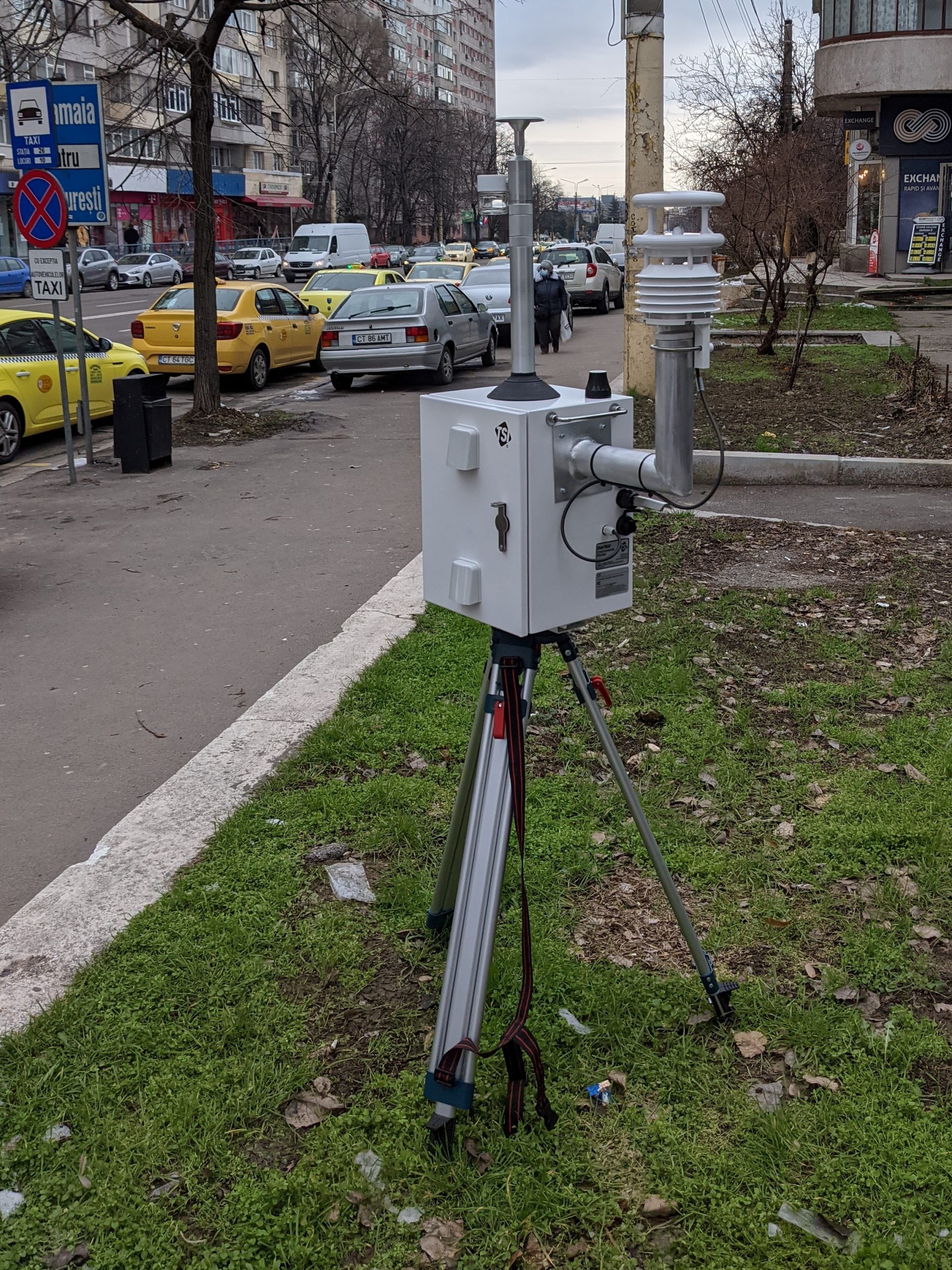 Sistem de monitorizare a mediului prin stații mobile - Constanța